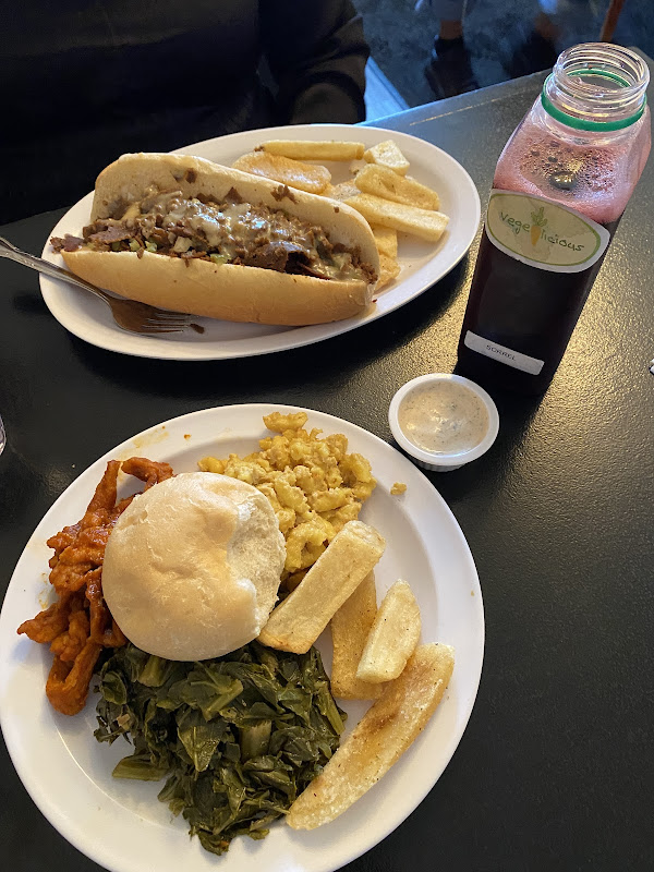 Real Roots Cafe photo 4