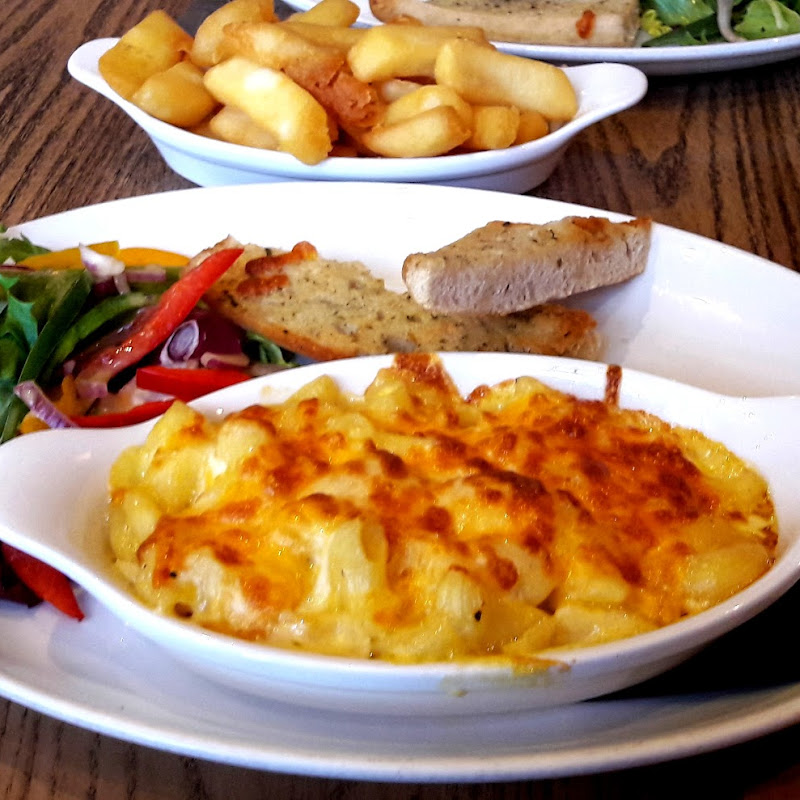 Red Cap Chinese and Thai Takeaway photo 2