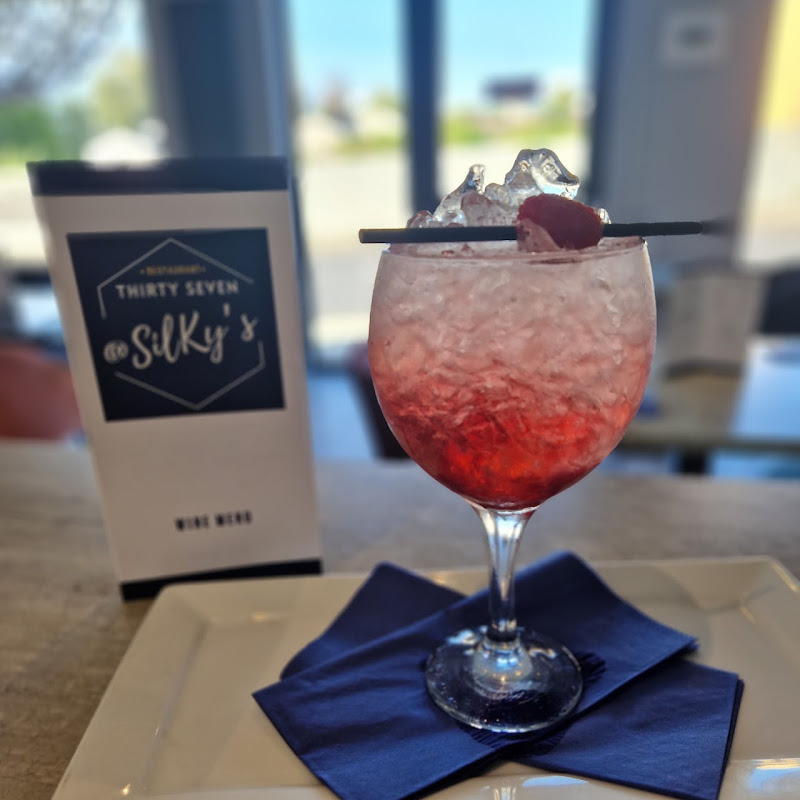 Restaurant Thirty Seven @ Silky's