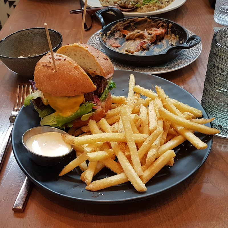 Rise Above Restaurant photo 3
