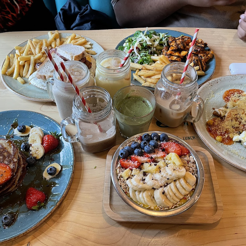 Sadies Wholefoods Cafe -(Formerly Nourish) photo 2