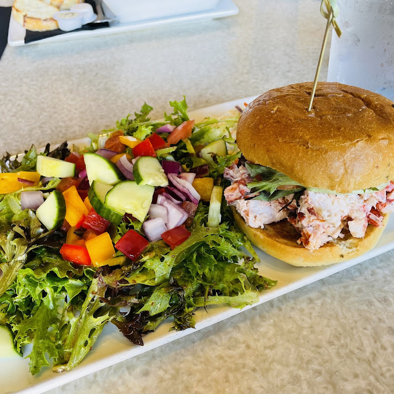 Shaddy's Restaurant photo 2