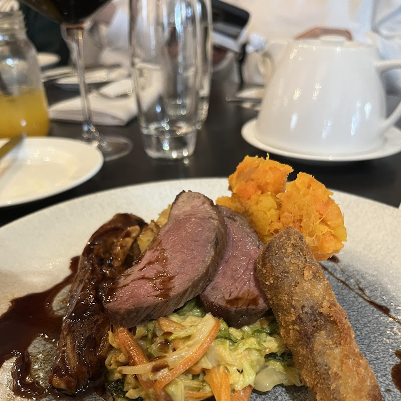 Signatures Restaurant