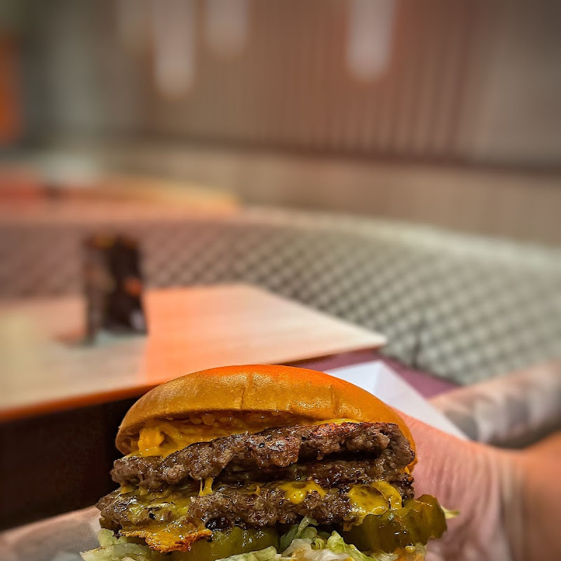 Smokey's@17 photo 1