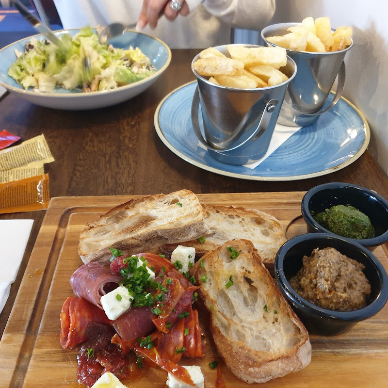 Sugarcane Café Bistro photo 1