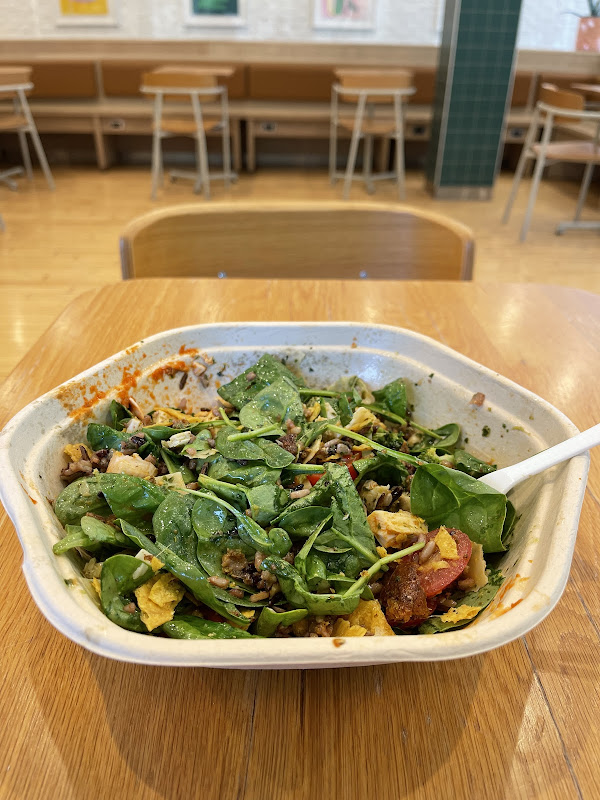 sweetgreen photo 1