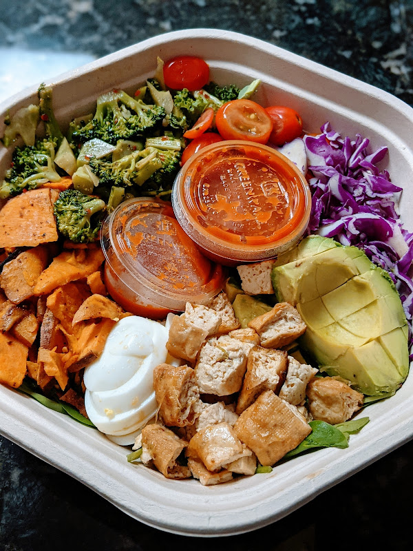 sweetgreen photo 1