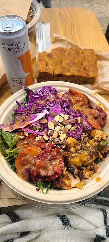 sweetgreen photo 1