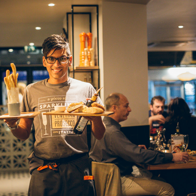 The Old Siege House Bar & Brasserie photo 3