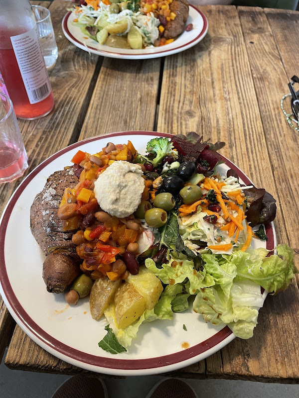 The Pepper Pot Bar and Grill photo 4