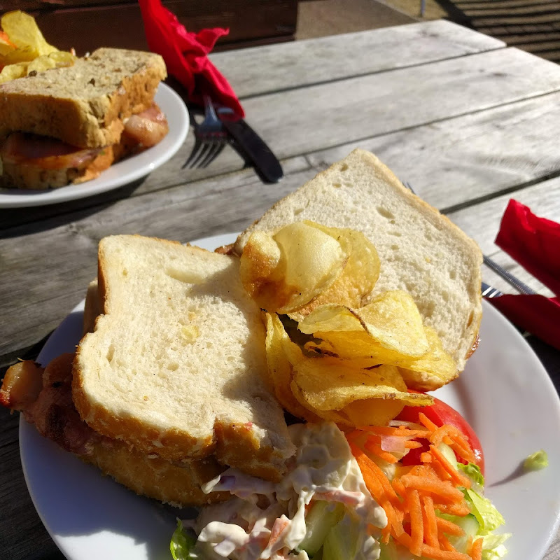The Red Door Deli & Diner photo 1