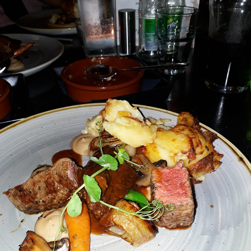 The Square Bistro