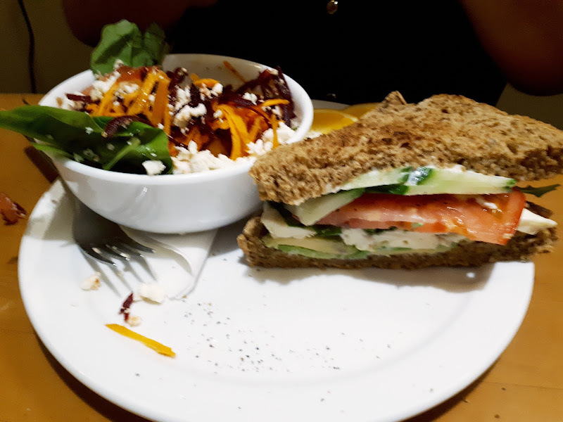 Tiny's Bar and Grill, Paradise photo 5