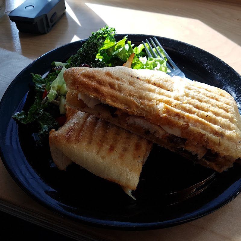 Trader’s Grill photo 2