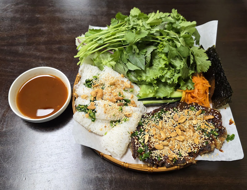 Tuệ Tâm (Vietnamese Vegan Restaurant)