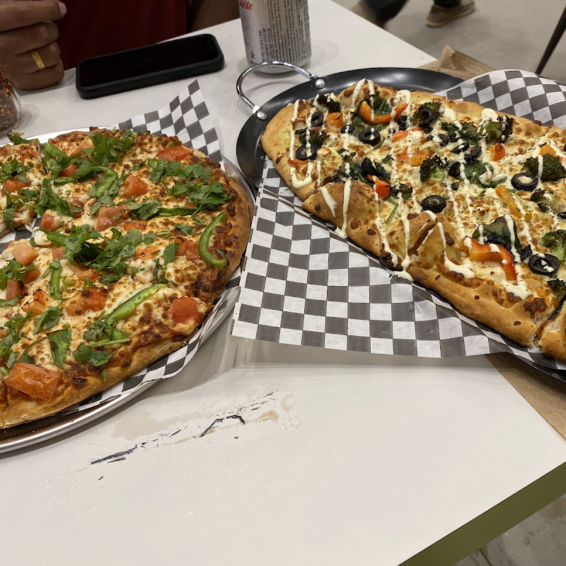 Veggie Planet Ajax - Vegetarian Indian Pizza, Burger and Street food Restaurant photo 1