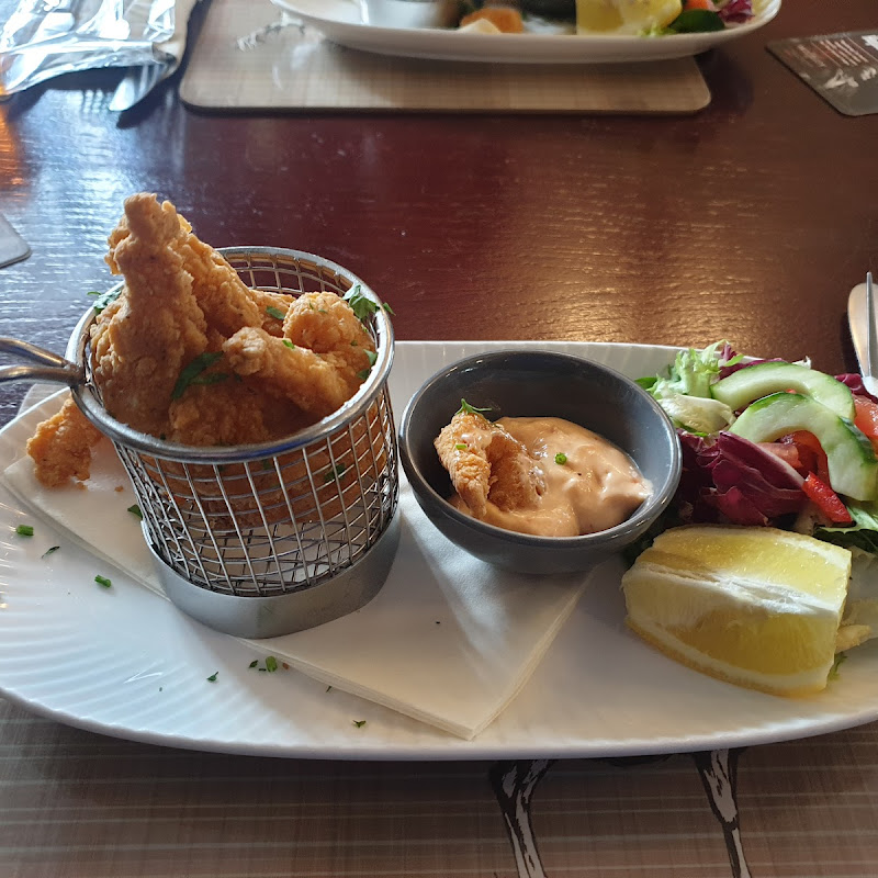 White Hart Village Inn Llangybi photo 4