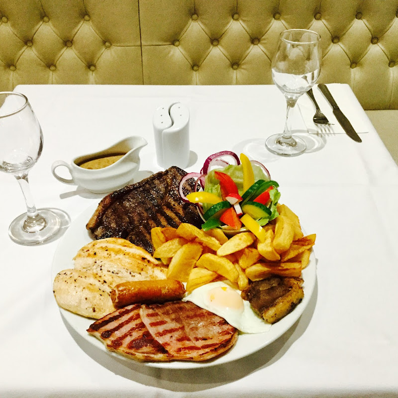 White Hart Village Inn Llangybi photo 5