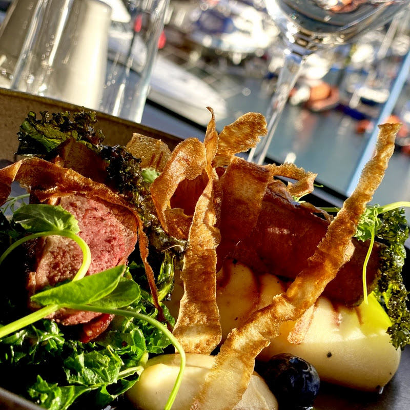 Windrose Bar & Restaurant