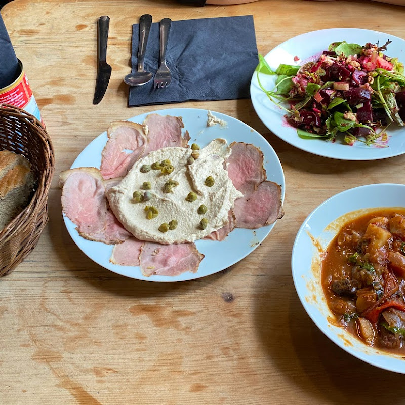 Wright's Food Emporium