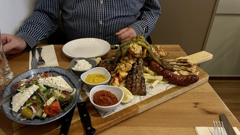 Yaaze Bistro Cafe & Meze Bar photo 5